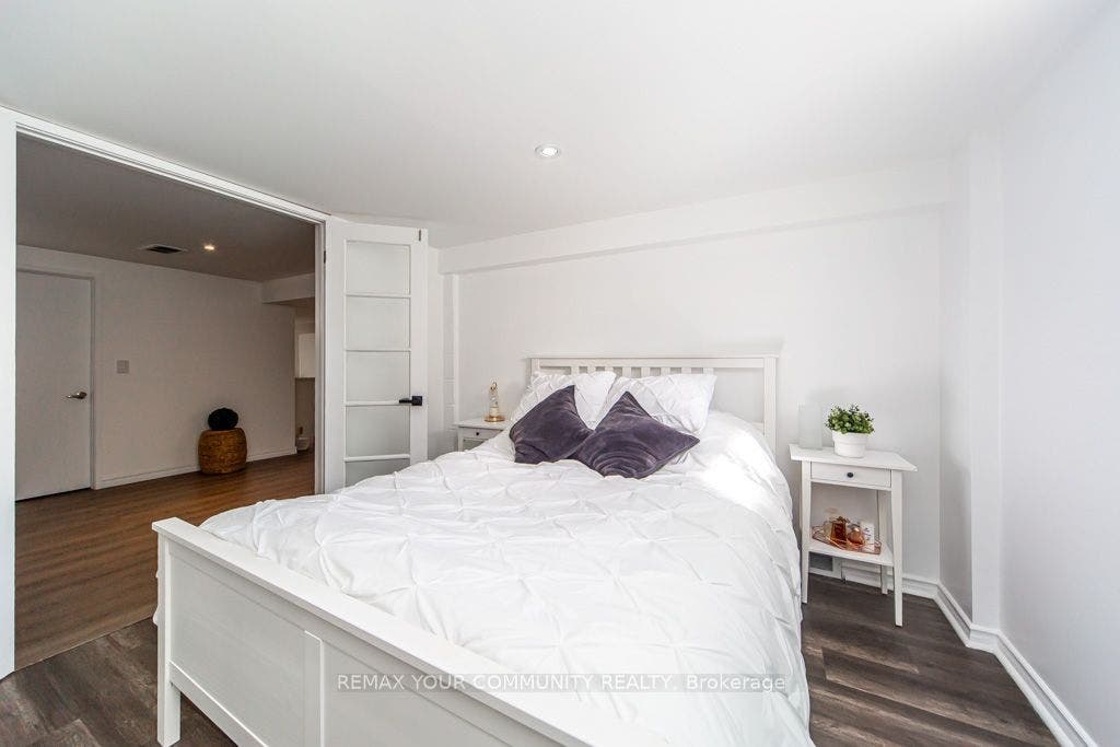 4TH BEDROOM-DOUBLE GLASS DOOR