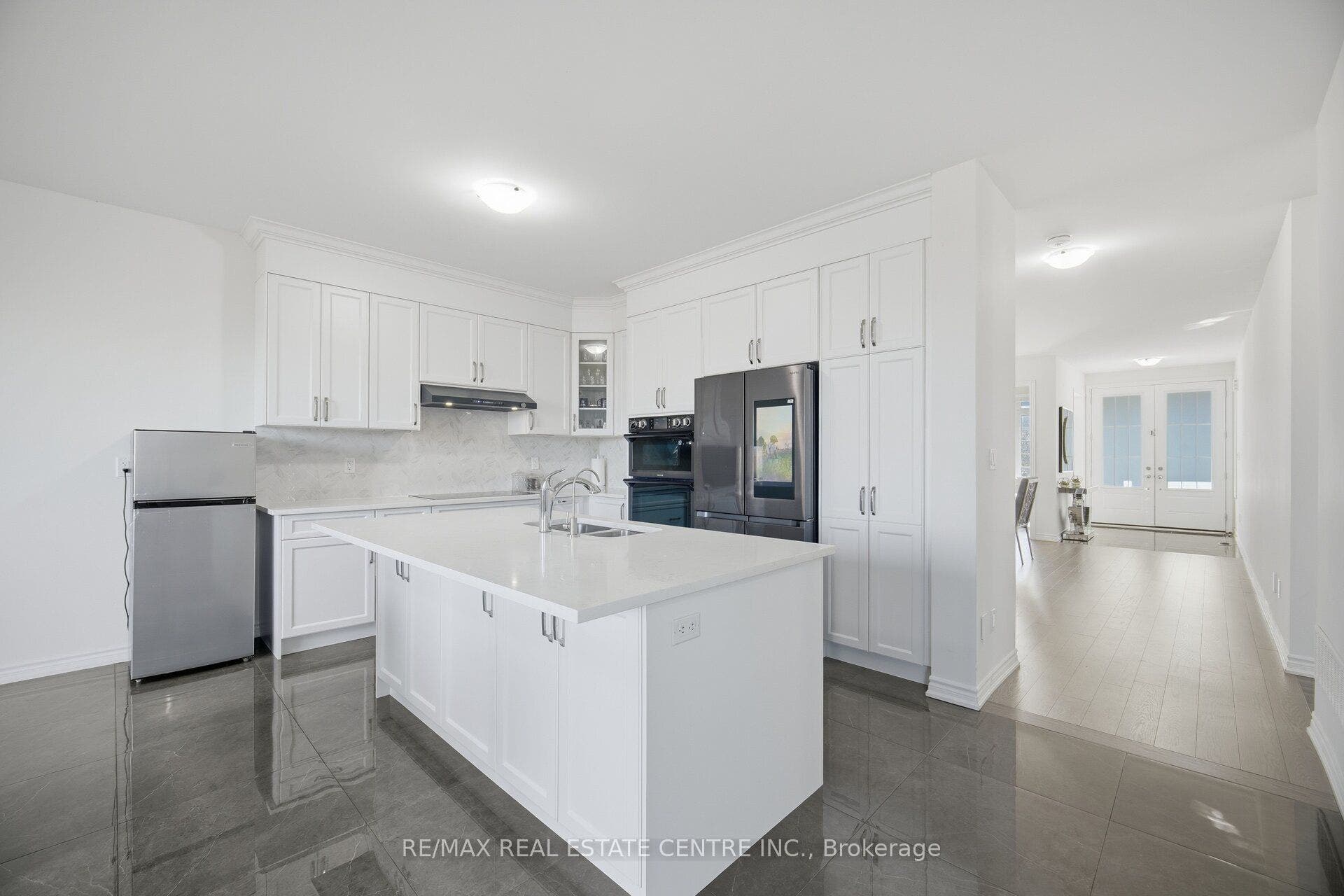 30 Tiger Crescent, Brampton, Peel ON L6R 4C1