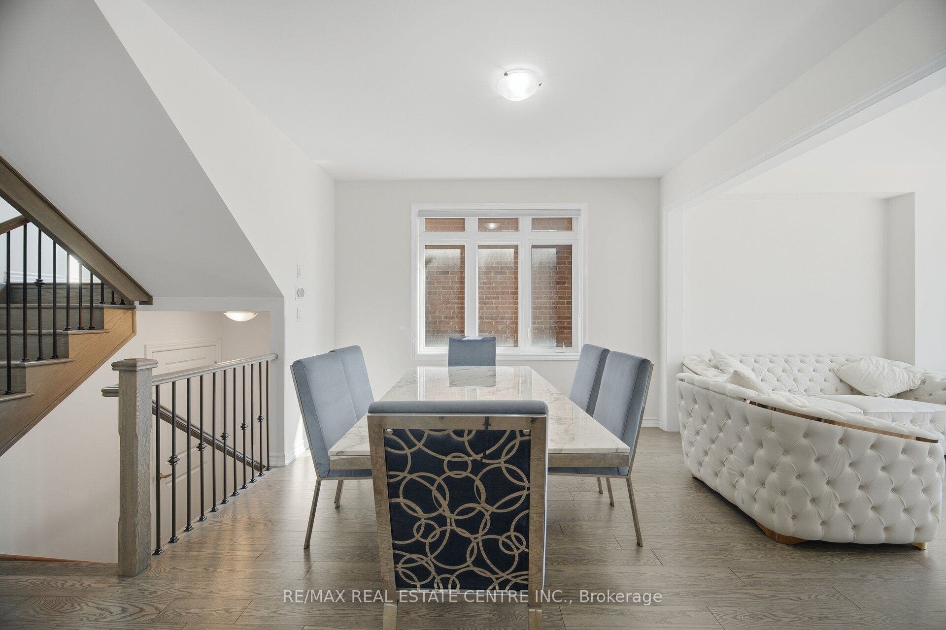 30 Tiger Crescent, Brampton, Peel ON L6R 4C1