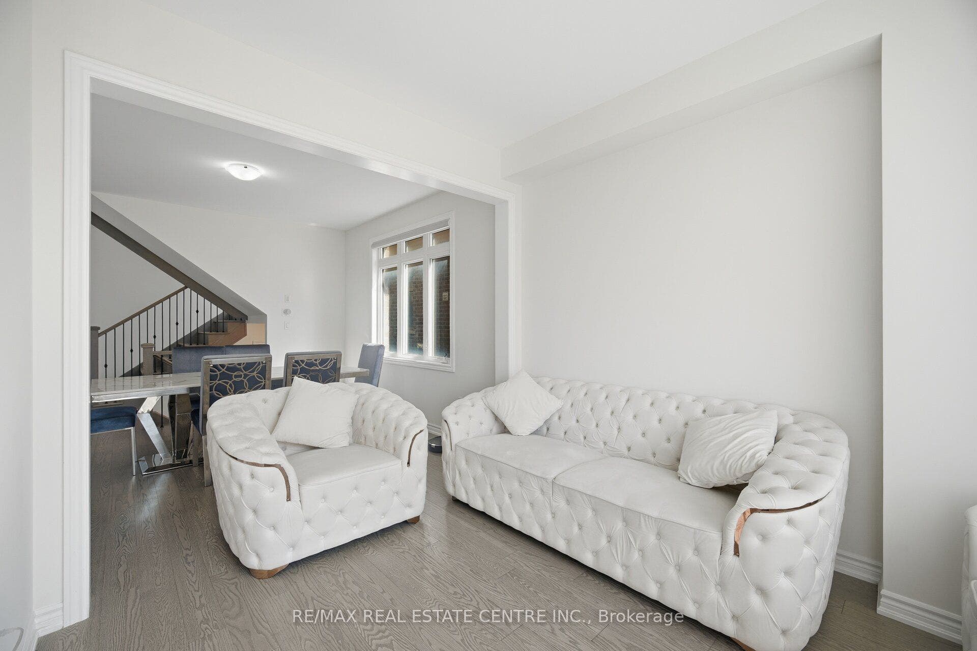 30 Tiger Crescent, Brampton, Peel ON L6R 4C1