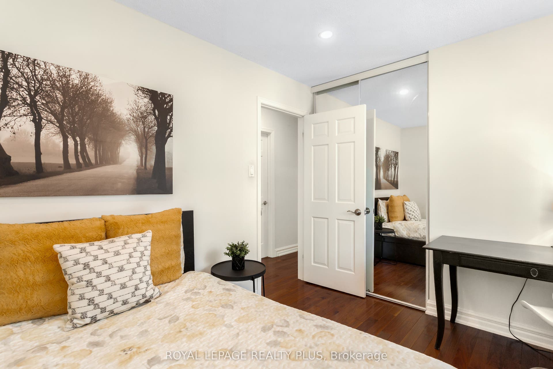 2985 Dancer Court, Mississauga, Peel ON L5L 1Y5