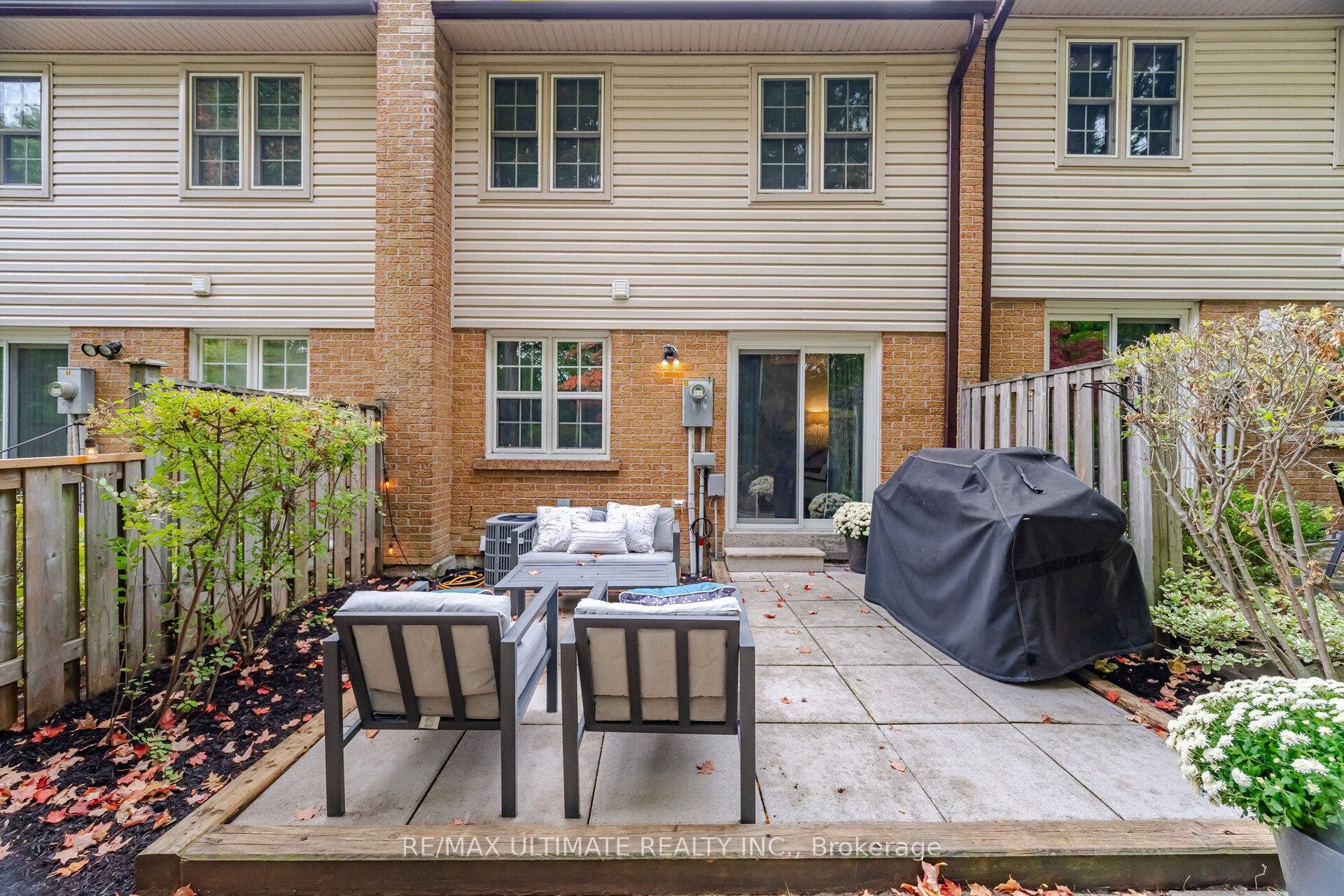 2120 Rathburn Road E, #63, Mississauga, Peel ON L4W 2S8