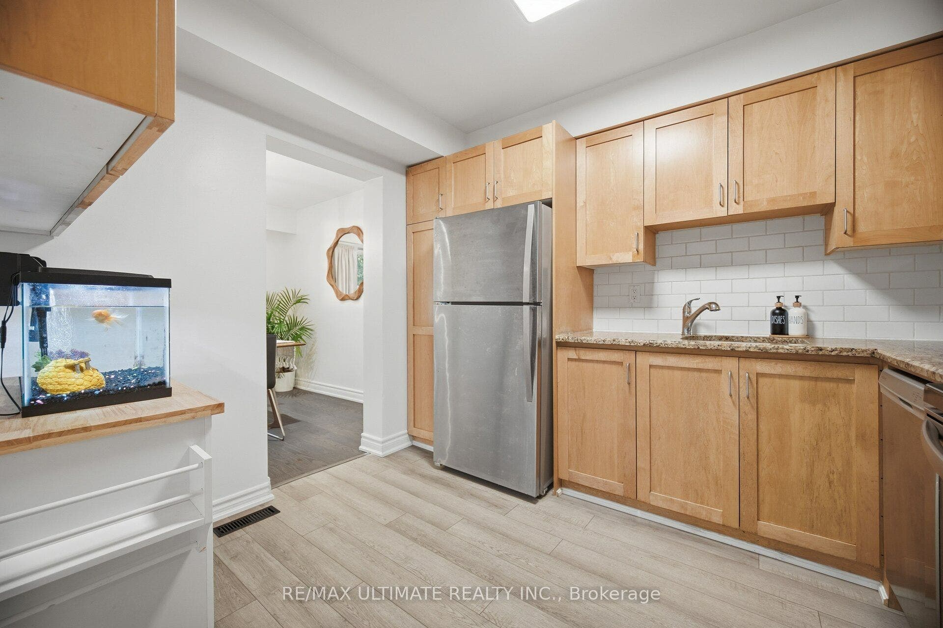 2120 Rathburn Road E, #63, Mississauga, Peel ON L4W 2S8