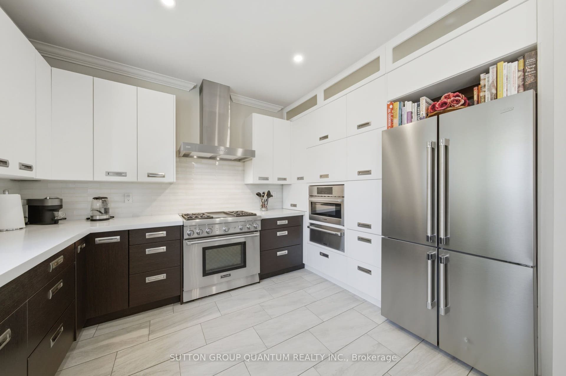 2345 Joshua Drive, Burlington, Halton ON L7L 6N6