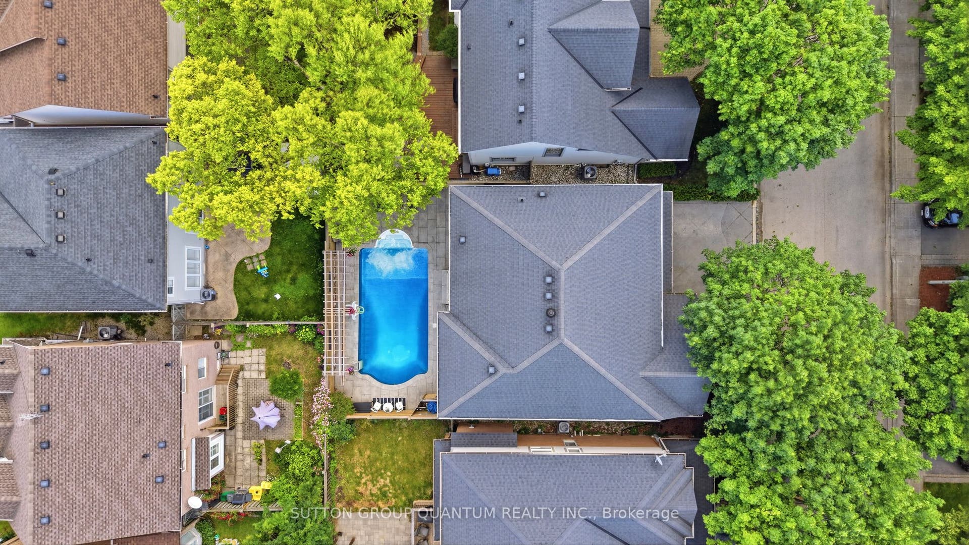 2345 Joshua Drive, Burlington, Halton ON L7L 6N6