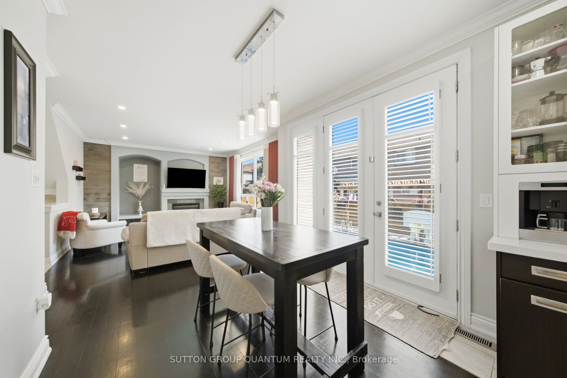 2345 Joshua Drive, Burlington, Halton ON L7L 6N6