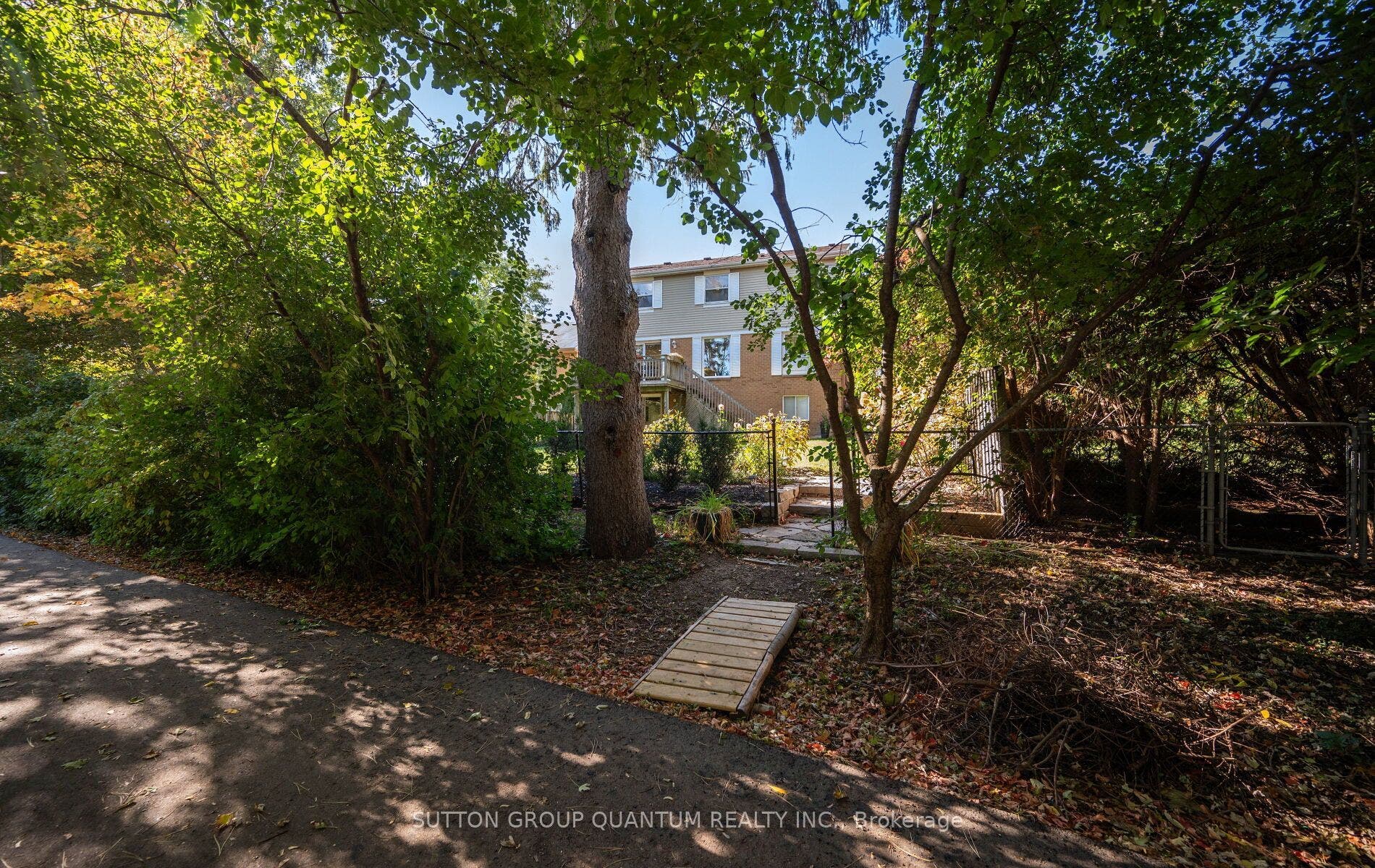 4071 Wheelwright Crescent, Mississauga, Peel ON L5L 2X3