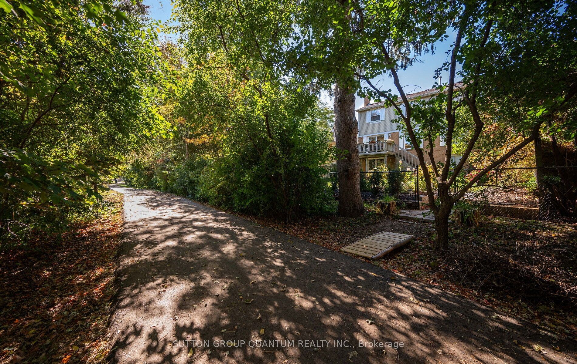 4071 Wheelwright Crescent, Mississauga, Peel ON L5L 2X3