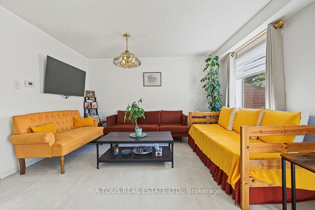 2945 Thomas Street, #77, Mississauga, Peel ON L5M 6C1