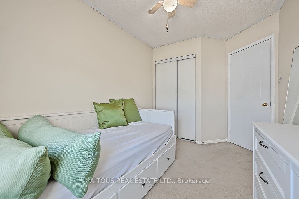 2945 Thomas Street, #77, Mississauga, Peel ON L5M 6C1