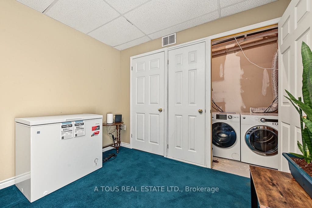 2945 Thomas Street, #77, Mississauga, Peel ON L5M 6C1