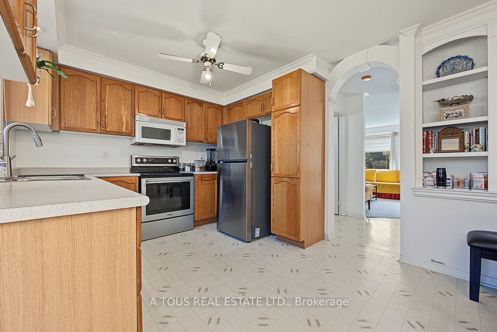 2945 Thomas Street, #77, Mississauga, Peel ON L5M 6C1