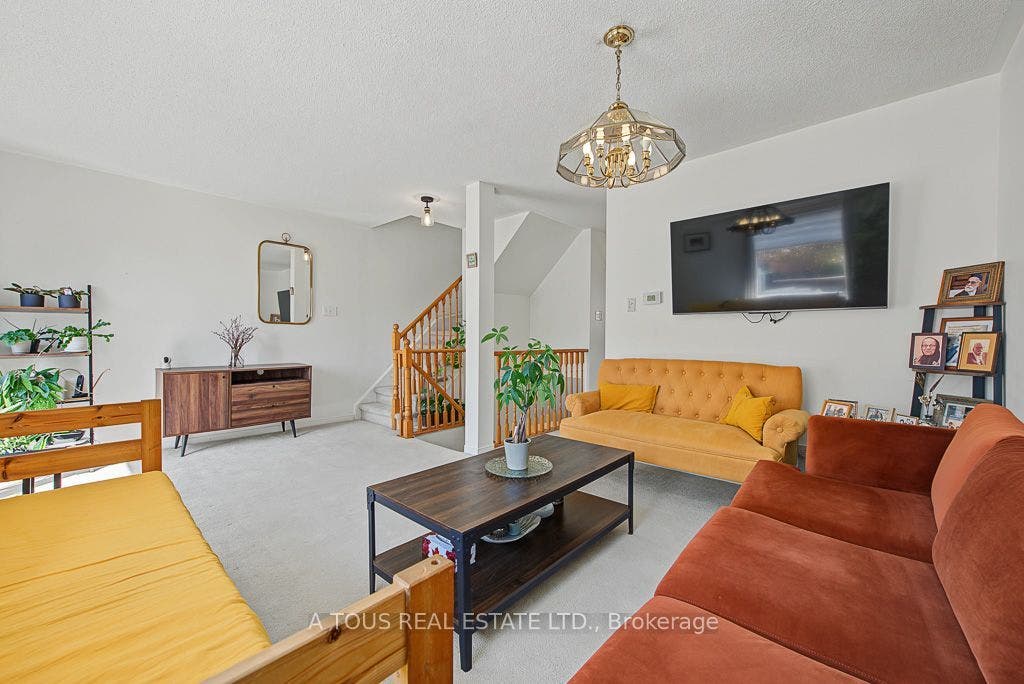 2945 Thomas Street, #77, Mississauga, Peel ON L5M 6C1