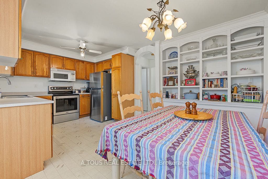 2945 Thomas Street, #77, Mississauga, Peel ON L5M 6C1