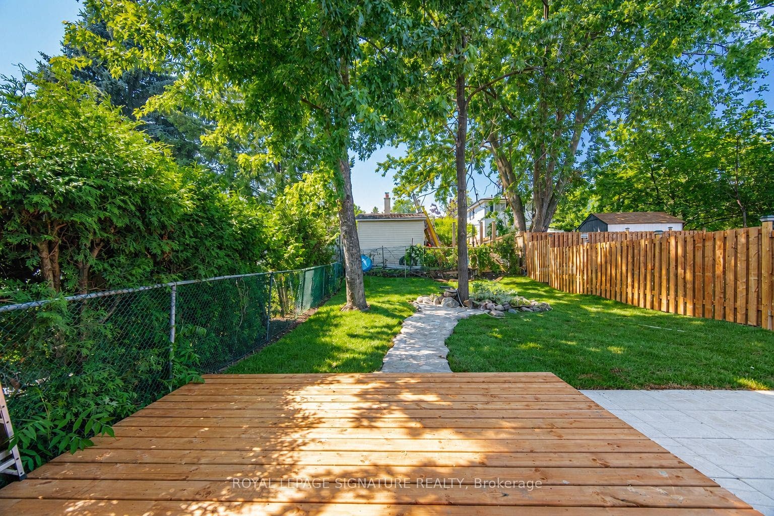2599 Lundene Road, Mississauga, Peel ON L5J 3Y8