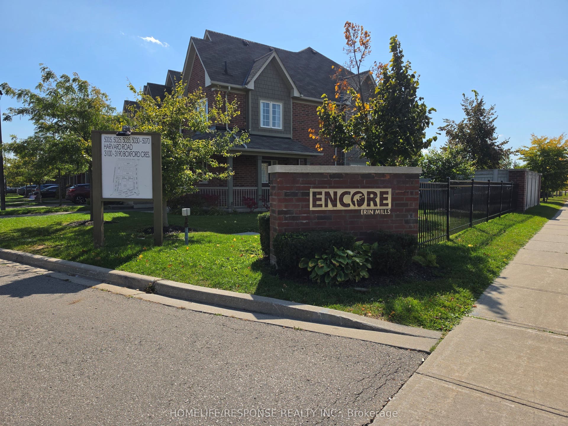 3175 BOXFORD Crescent, #5, Mississauga, Peel ON L5M 0X1