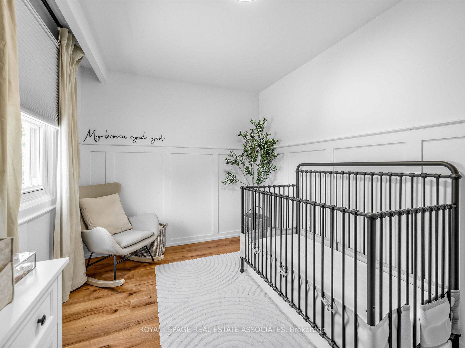 36 Jodphur Avenue, Toronto W, Toronto ON M9M 2J4 36 Jodphur Avenue, Toronto W, Toronto ON M9M 2J4