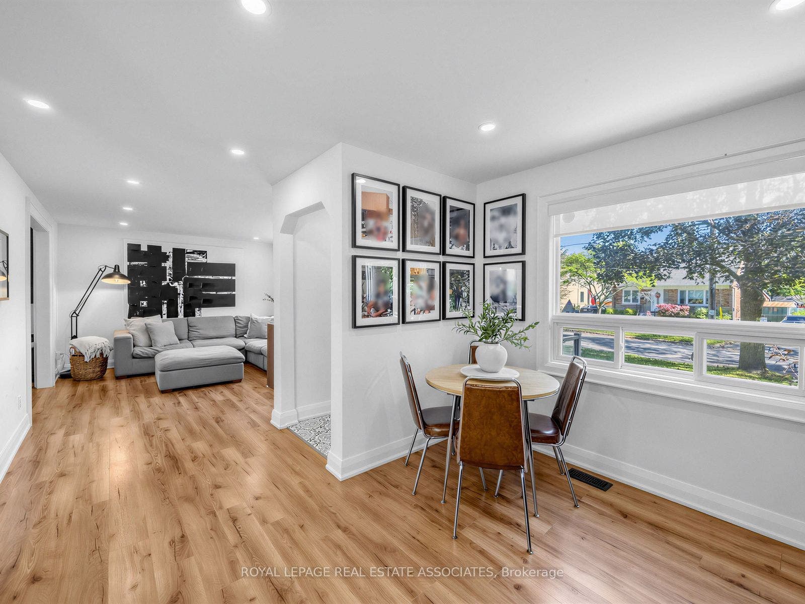 36 Jodphur Avenue, Toronto W, Toronto ON M9M 2J4 36 Jodphur Avenue, Toronto W, Toronto ON M9M 2J4