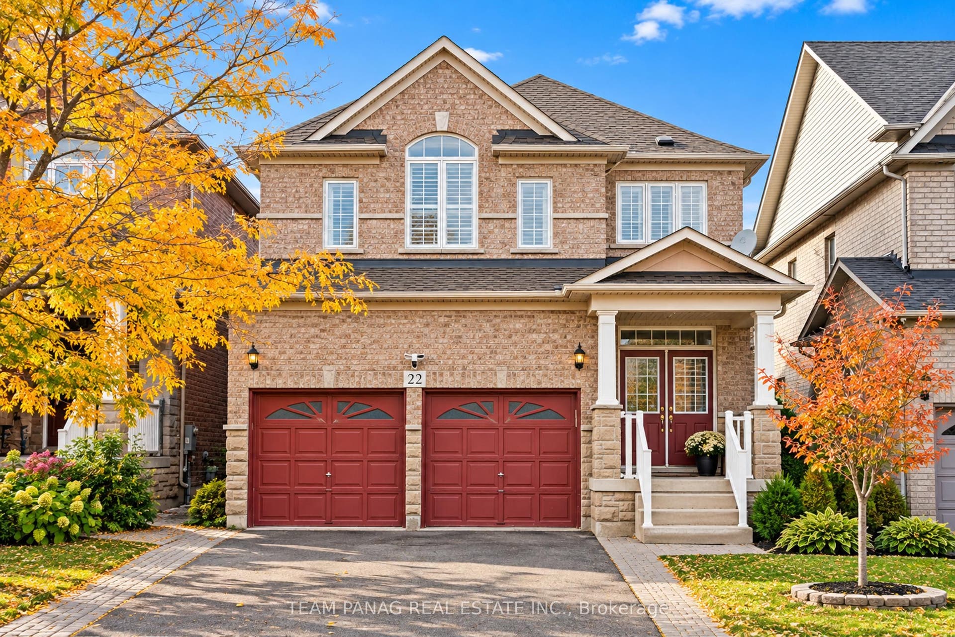 22 Bellflower Lane, Brampton, Brampton, Peel ON L6S 6K3