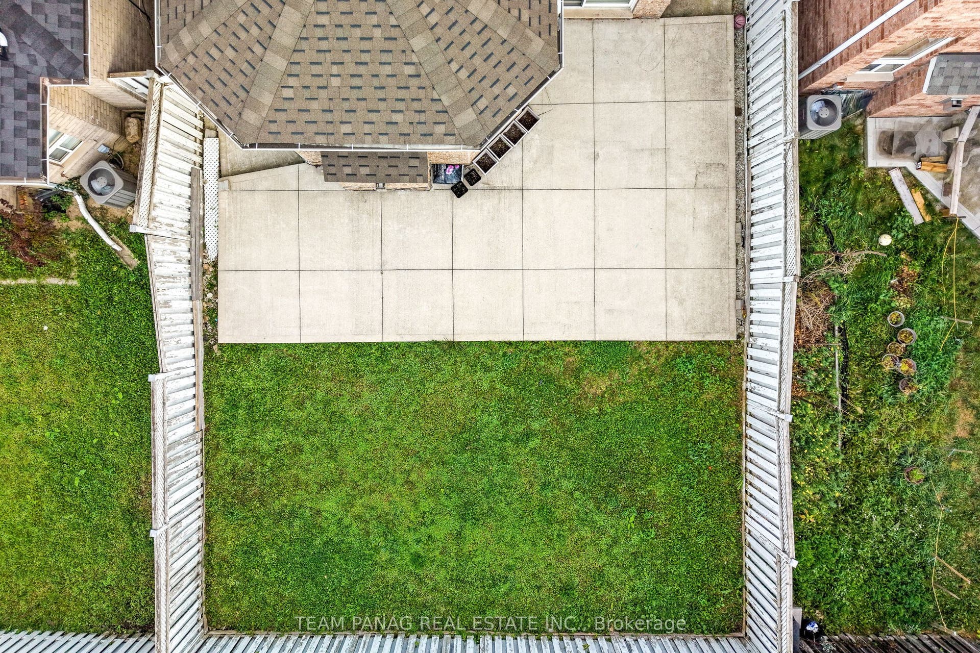 22 Bellflower Lane, Brampton, Brampton, Peel ON L6S 6K3