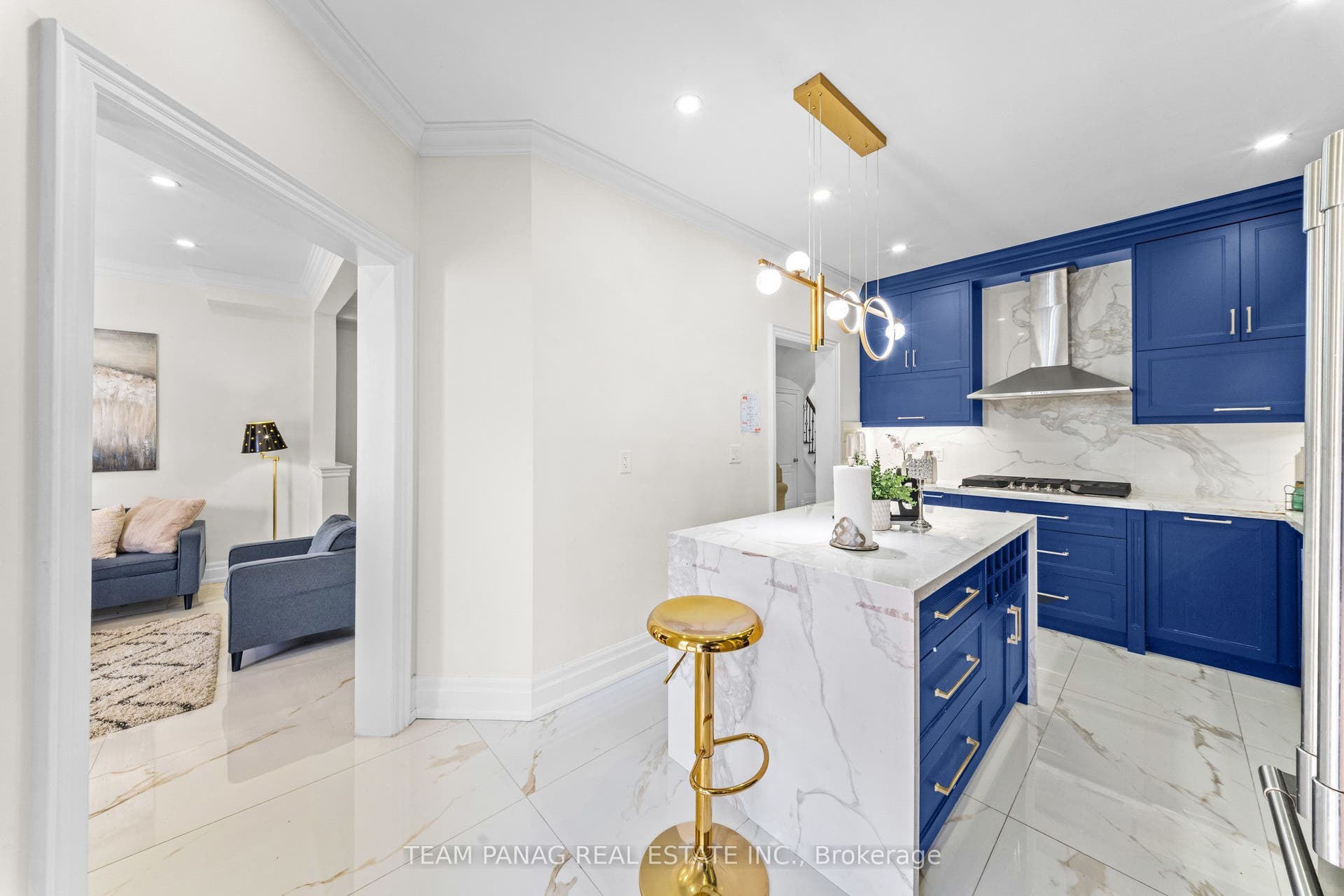 22 Bellflower Lane, Brampton, Brampton, Peel ON L6S 6K3