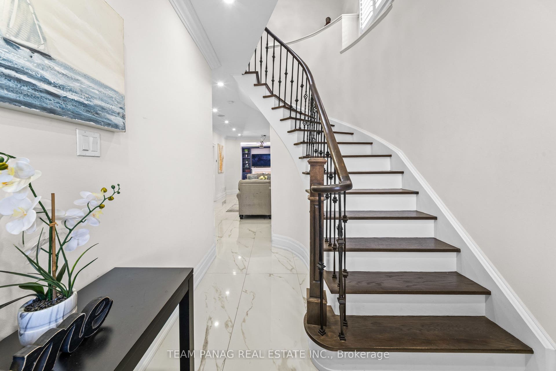 22 Bellflower Lane, Brampton, Brampton, Peel ON L6S 6K3