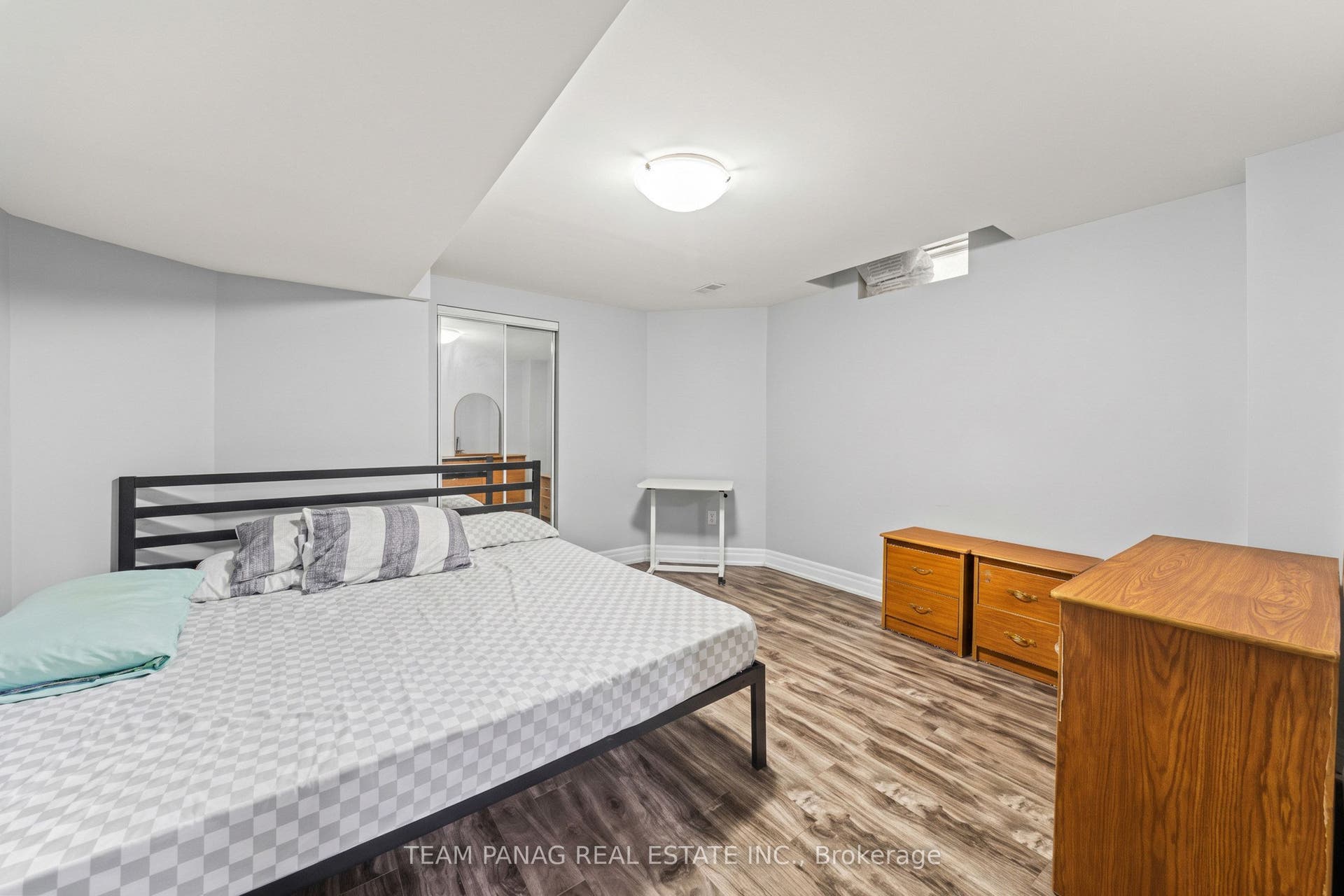 22 Bellflower Lane, Brampton, Brampton, Peel ON L6S 6K3