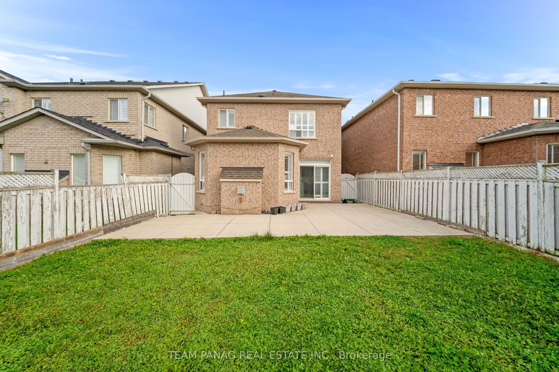 22 Bellflower Lane, Brampton, Brampton, Peel ON L6S 6K3