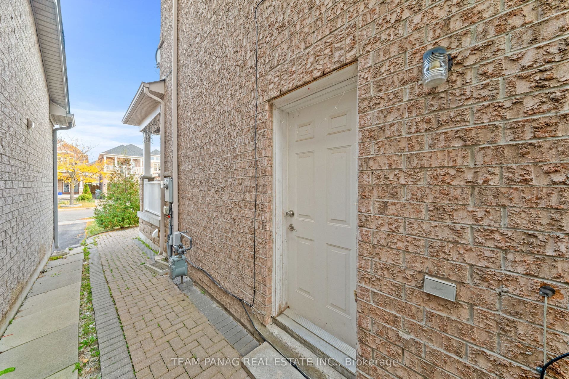 22 Bellflower Lane, Brampton, Brampton, Peel ON L6S 6K3