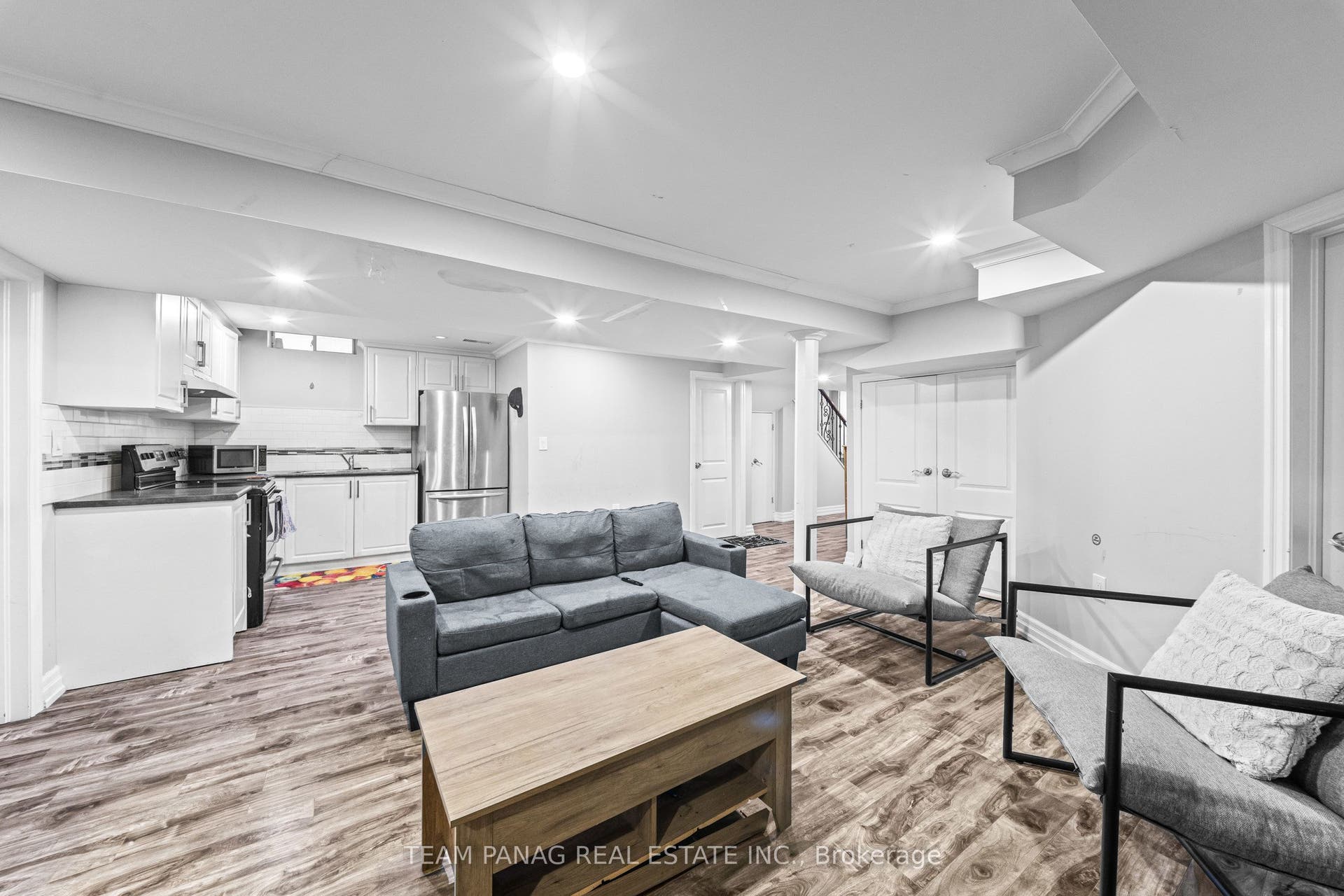 22 Bellflower Lane, Brampton, Brampton, Peel ON L6S 6K3