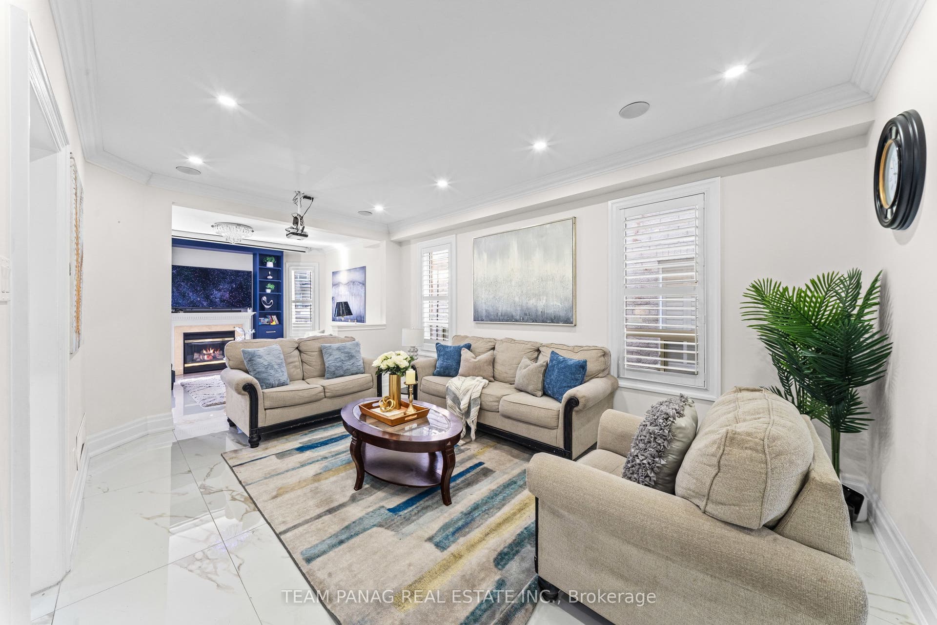 22 Bellflower Lane, Brampton, Brampton, Peel ON L6S 6K3
