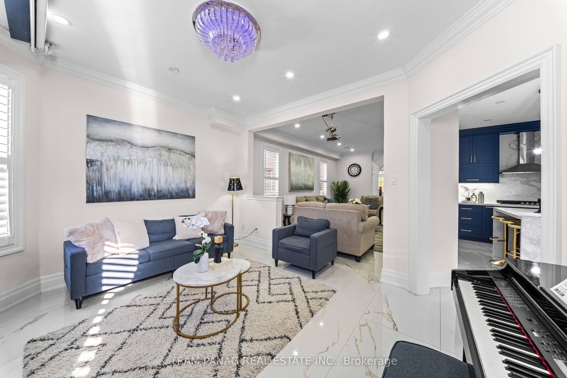 22 Bellflower Lane, Brampton, Brampton, Peel ON L6S 6K3