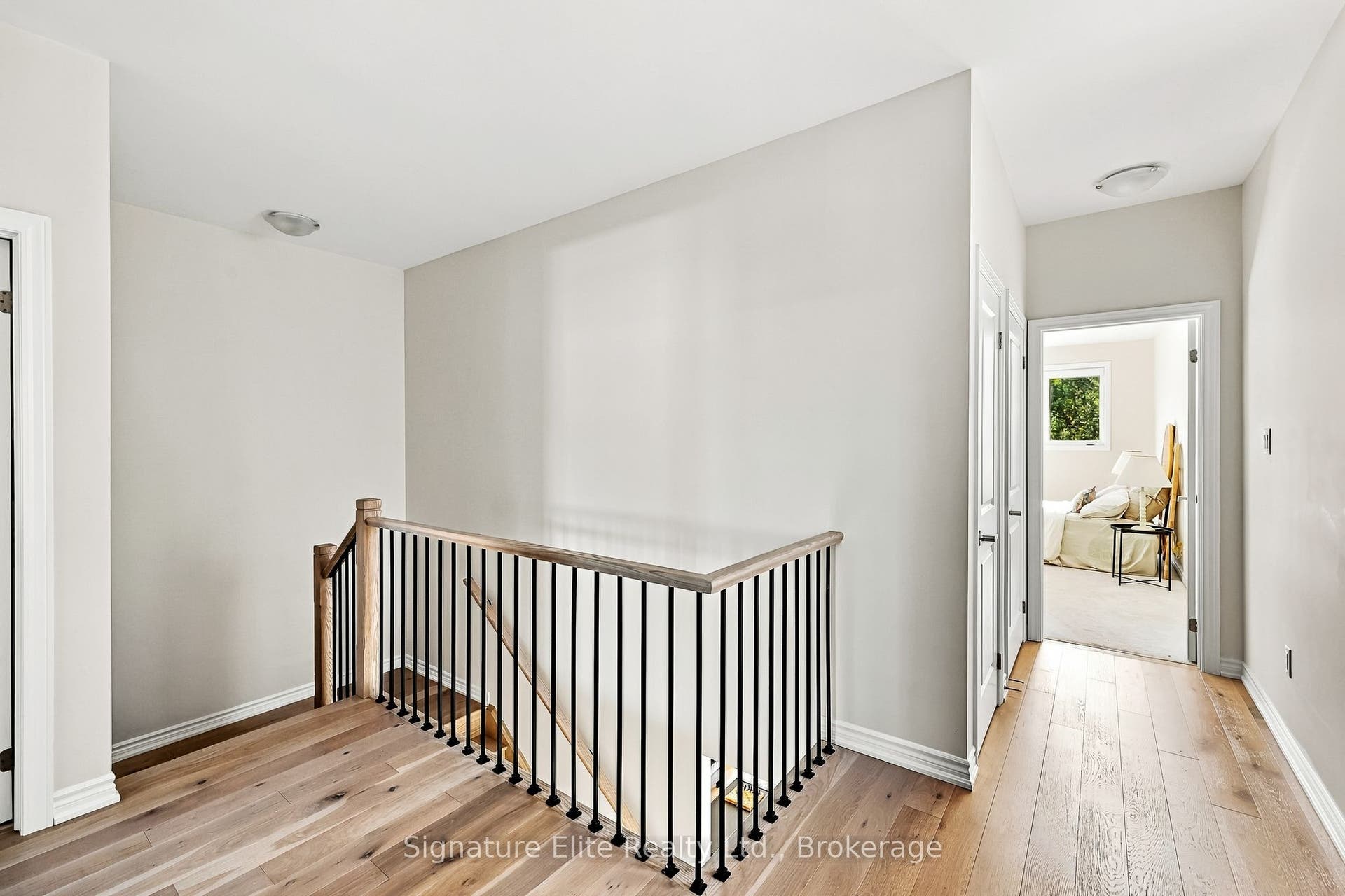 1354 Almonte Drive, Burlington, Halton ON L7P 3E3