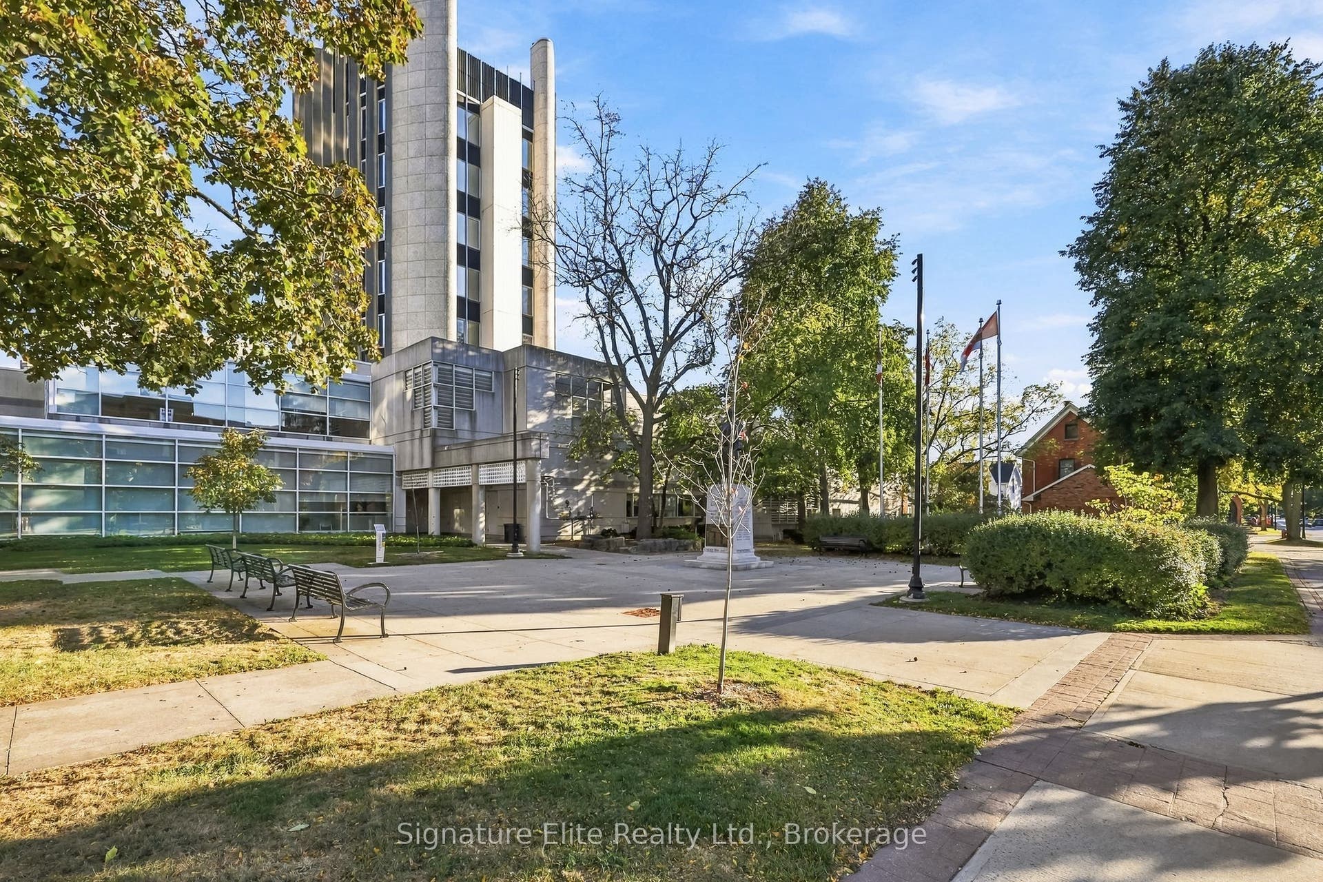 1354 Almonte Drive, Burlington, Halton ON L7P 3E3