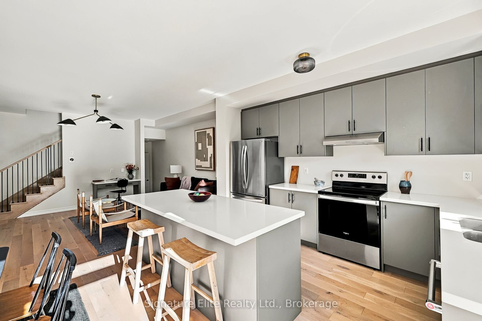1354 Almonte Drive, Burlington, Halton ON L7P 3E3