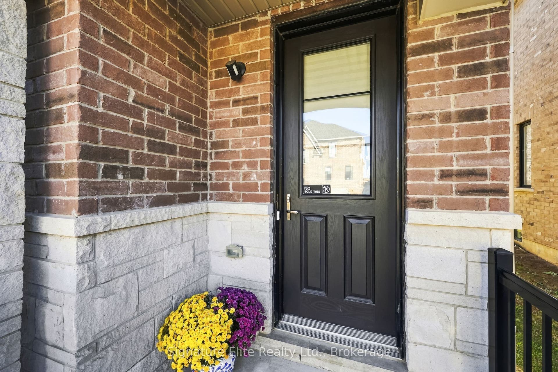 1354 Almonte Drive, Burlington, Halton ON L7P 3E3