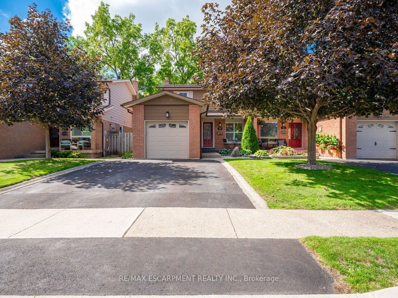 74 Maiden Lane, Milton, Halton ON L9T 2H4