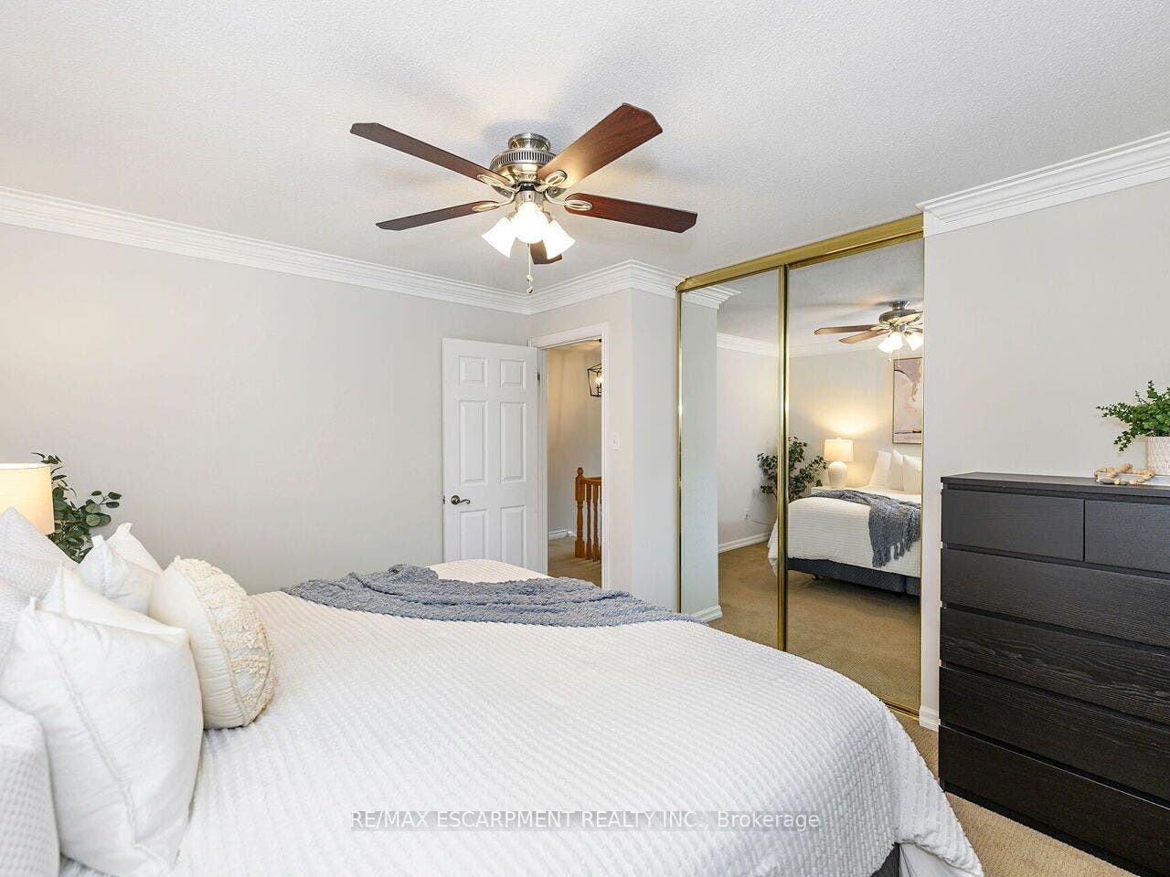 74 Maiden Lane, Milton, Halton ON L9T 2H4