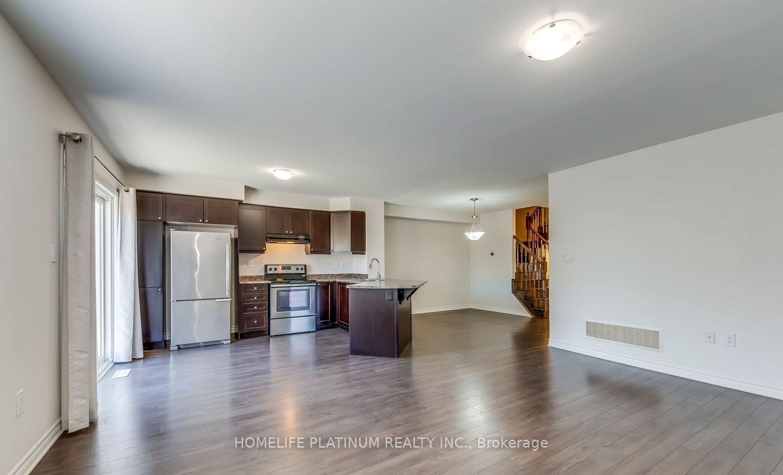 1682 Copeland Circle, Milton, Halton ON L9T 8X8
