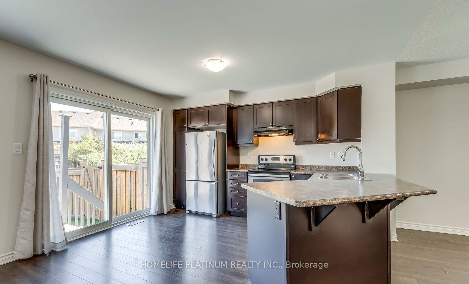 1682 Copeland Circle, Milton, Halton ON L9T 8X8