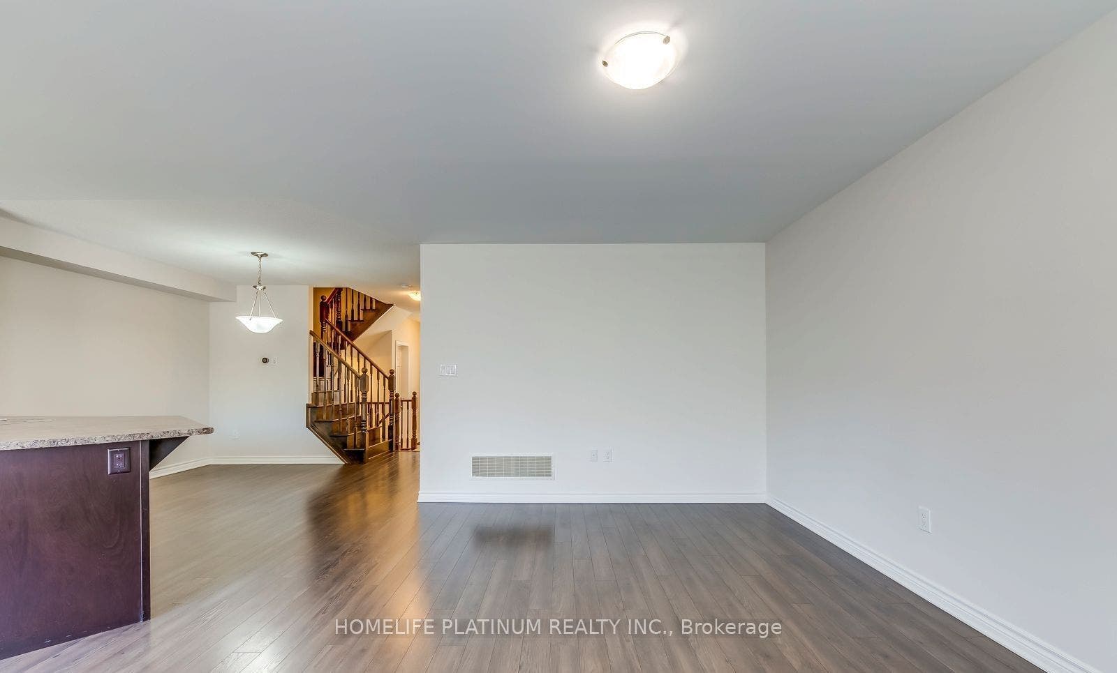 1682 Copeland Circle, Milton, Halton ON L9T 8X8
