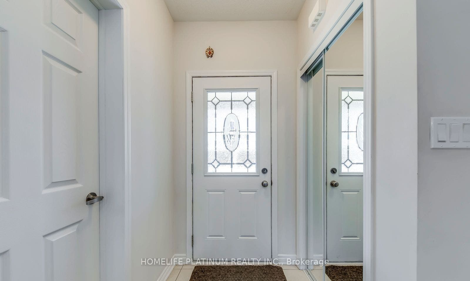 1682 Copeland Circle, Milton, Halton ON L9T 8X8