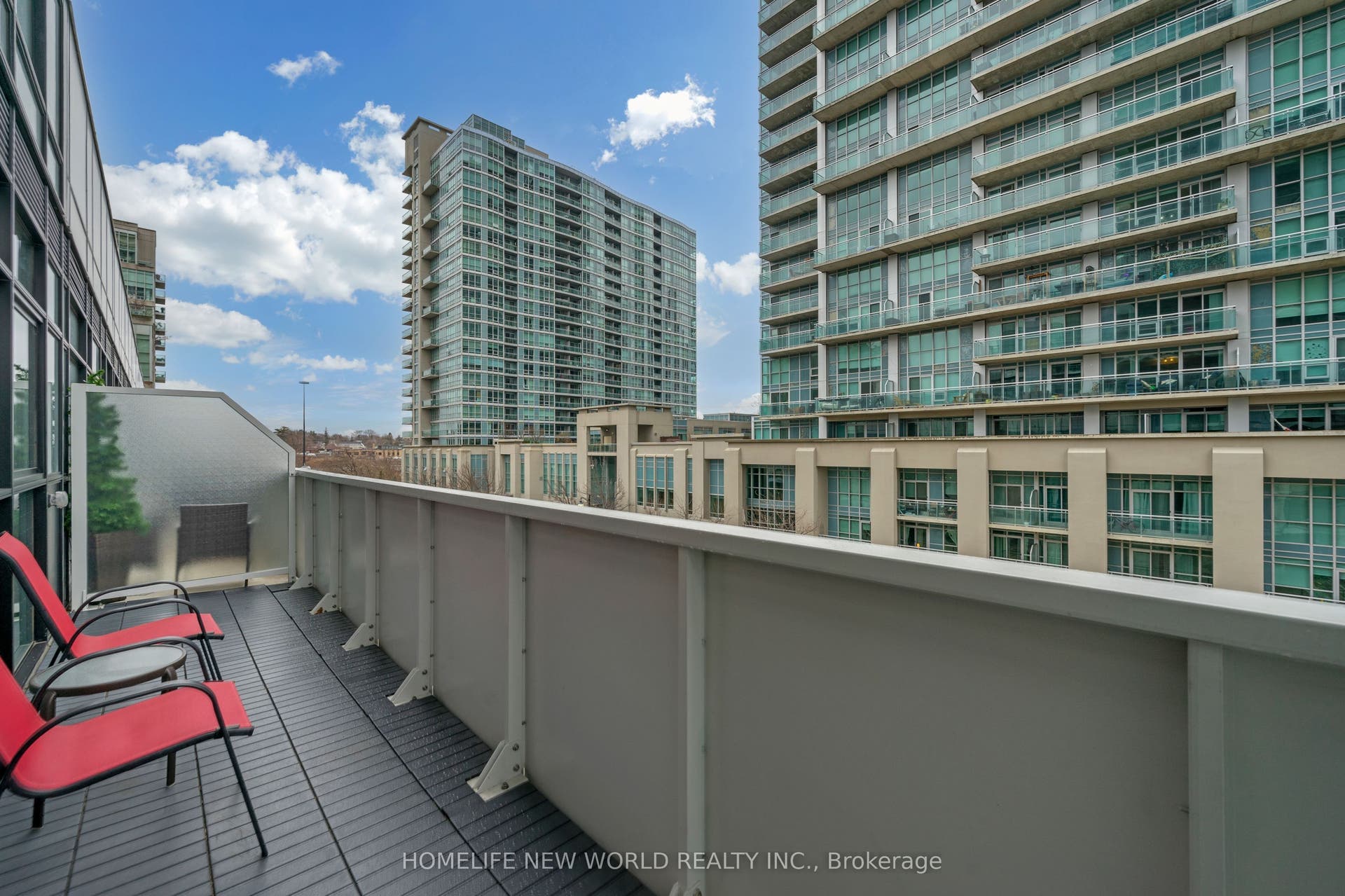 251 Manitoba Street, #412, Toronto W, Toronto ON M8Y 0C7 251 Manitoba Street, #412, Toronto W, Toronto ON M8Y 0C7