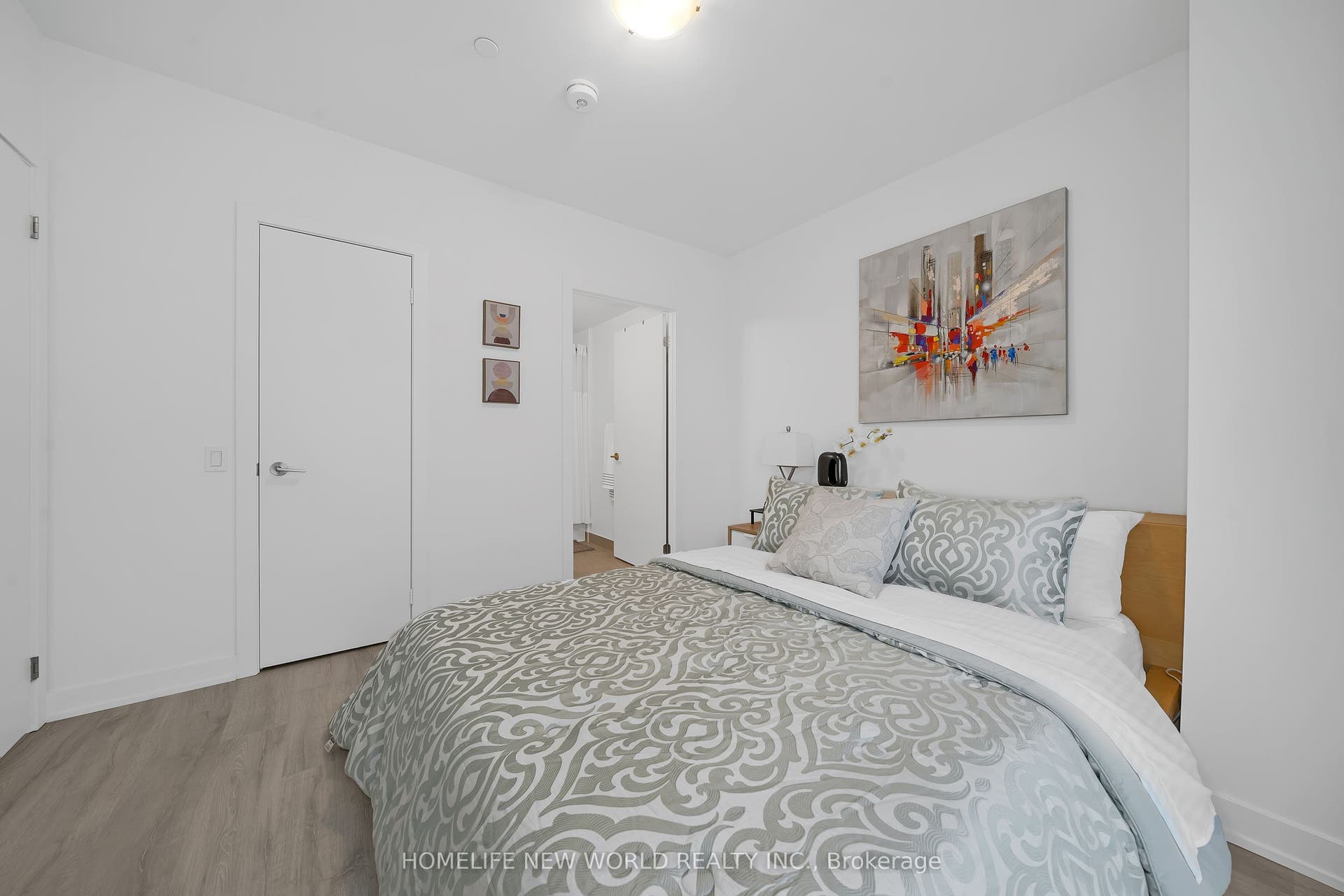 251 Manitoba Street, #412, Toronto W, Toronto ON M8Y 0C7 251 Manitoba Street, #412, Toronto W, Toronto ON M8Y 0C7