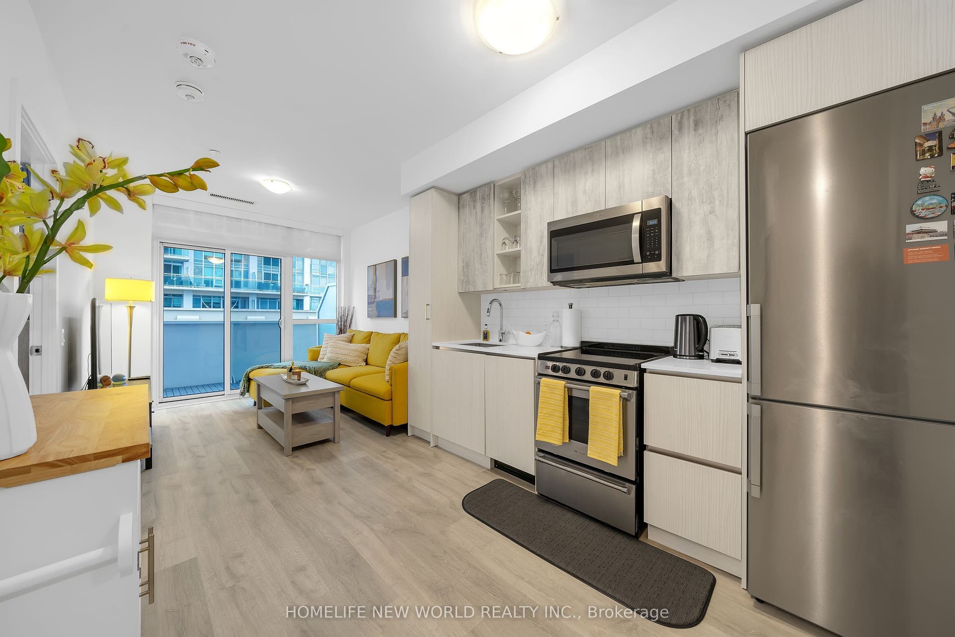 251 Manitoba Street, #412, Toronto W, Toronto ON M8Y 0C7 251 Manitoba Street, #412, Toronto W, Toronto ON M8Y 0C7