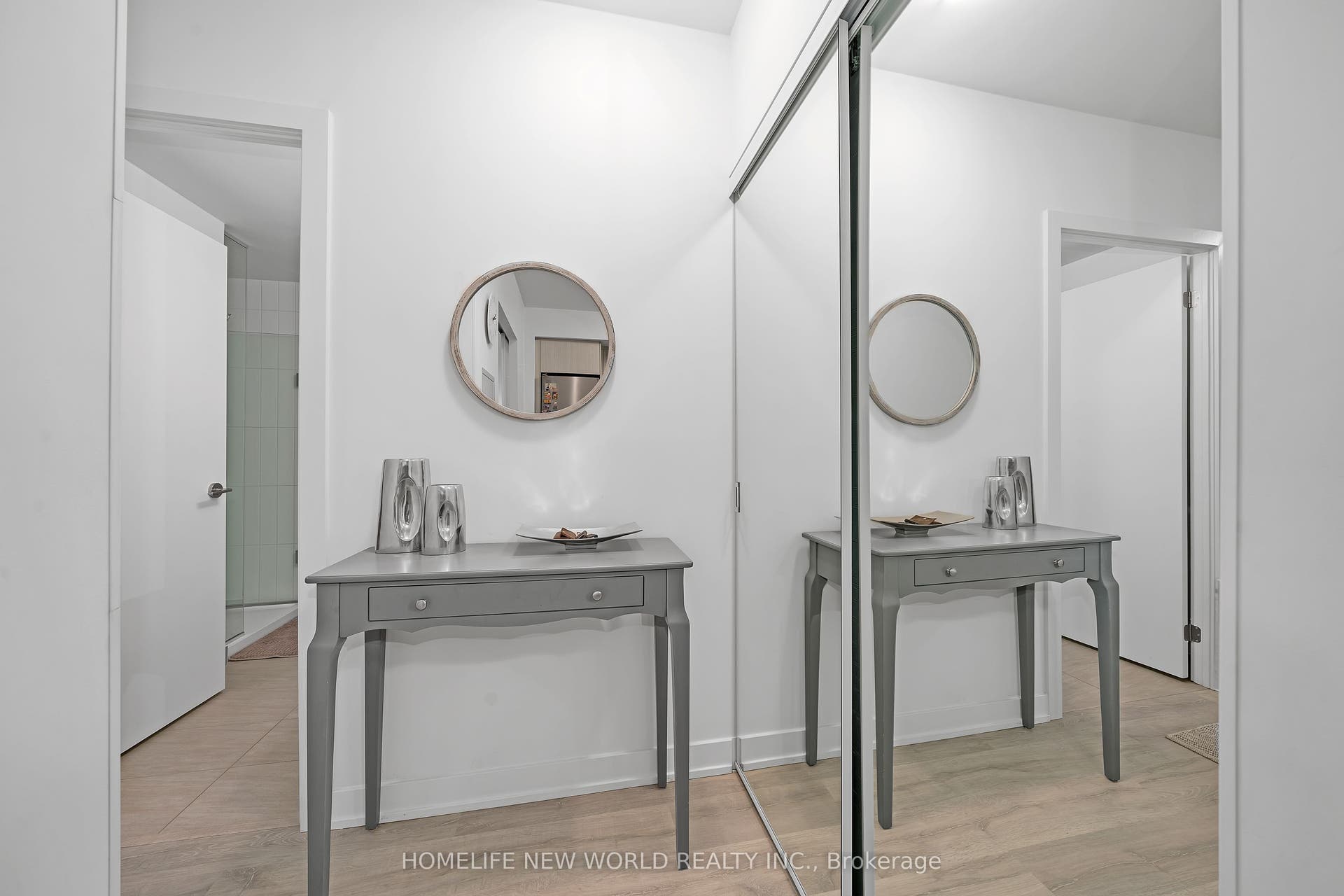 251 Manitoba Street, #412, Toronto W, Toronto ON M8Y 0C7 251 Manitoba Street, #412, Toronto W, Toronto ON M8Y 0C7