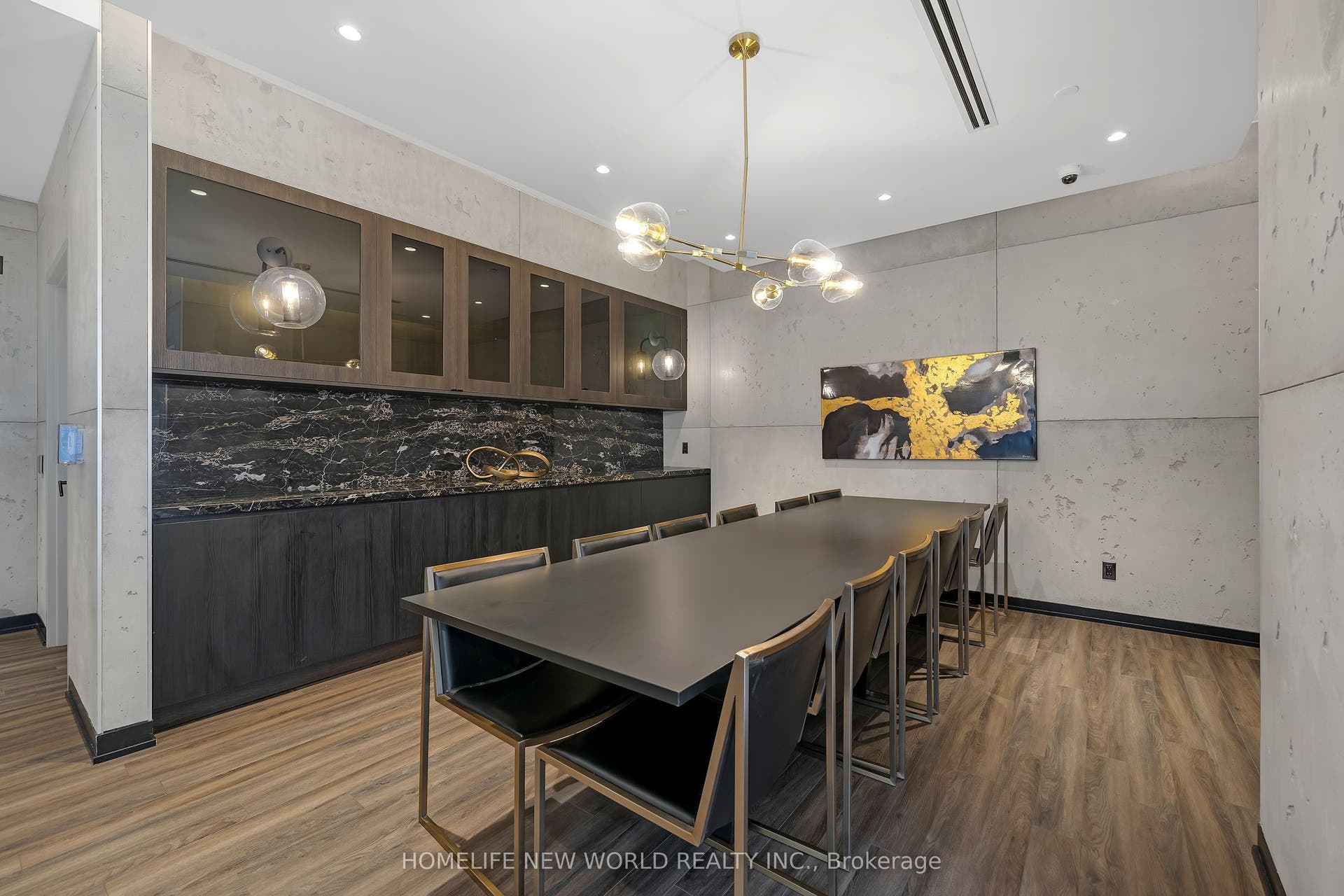 251 Manitoba Street, #412, Toronto W, Toronto ON M8Y 0C7 251 Manitoba Street, #412, Toronto W, Toronto ON M8Y 0C7