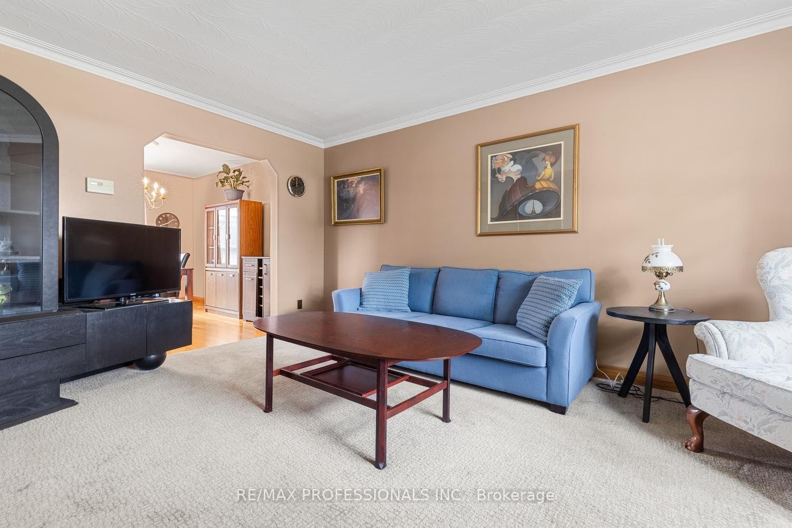 122 Treeview Drive, Toronto W, Toronto ON M8W 4C3