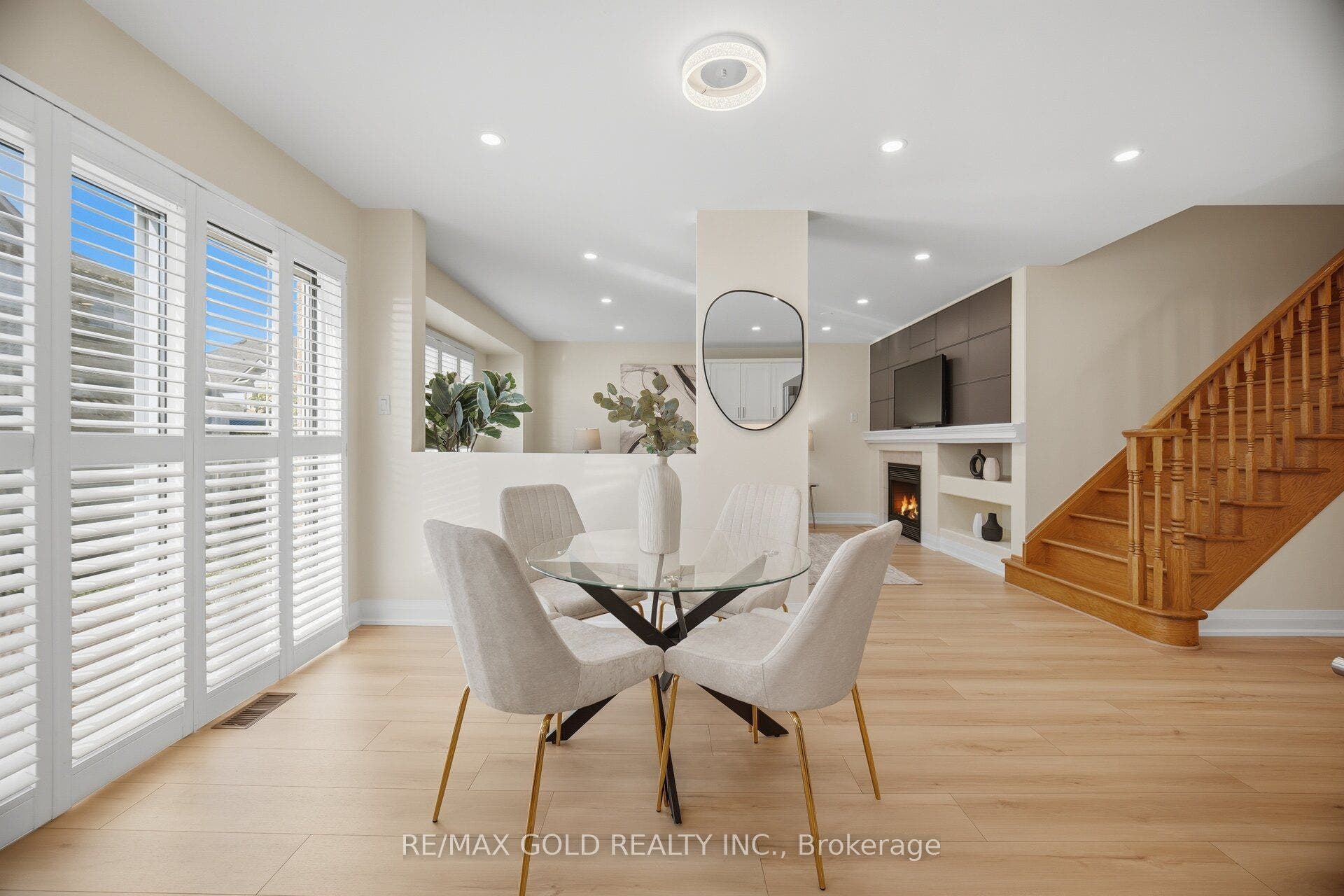 5566 Broadpath Gate, Mississauga, Peel ON L5M 6M4