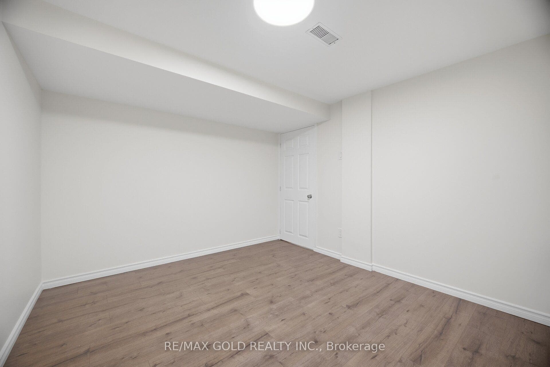 5566 Broadpath Gate, Mississauga, Peel ON L5M 6M4